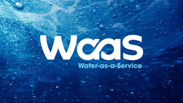 Logo Waas, Water as a service met een achtergrond van water