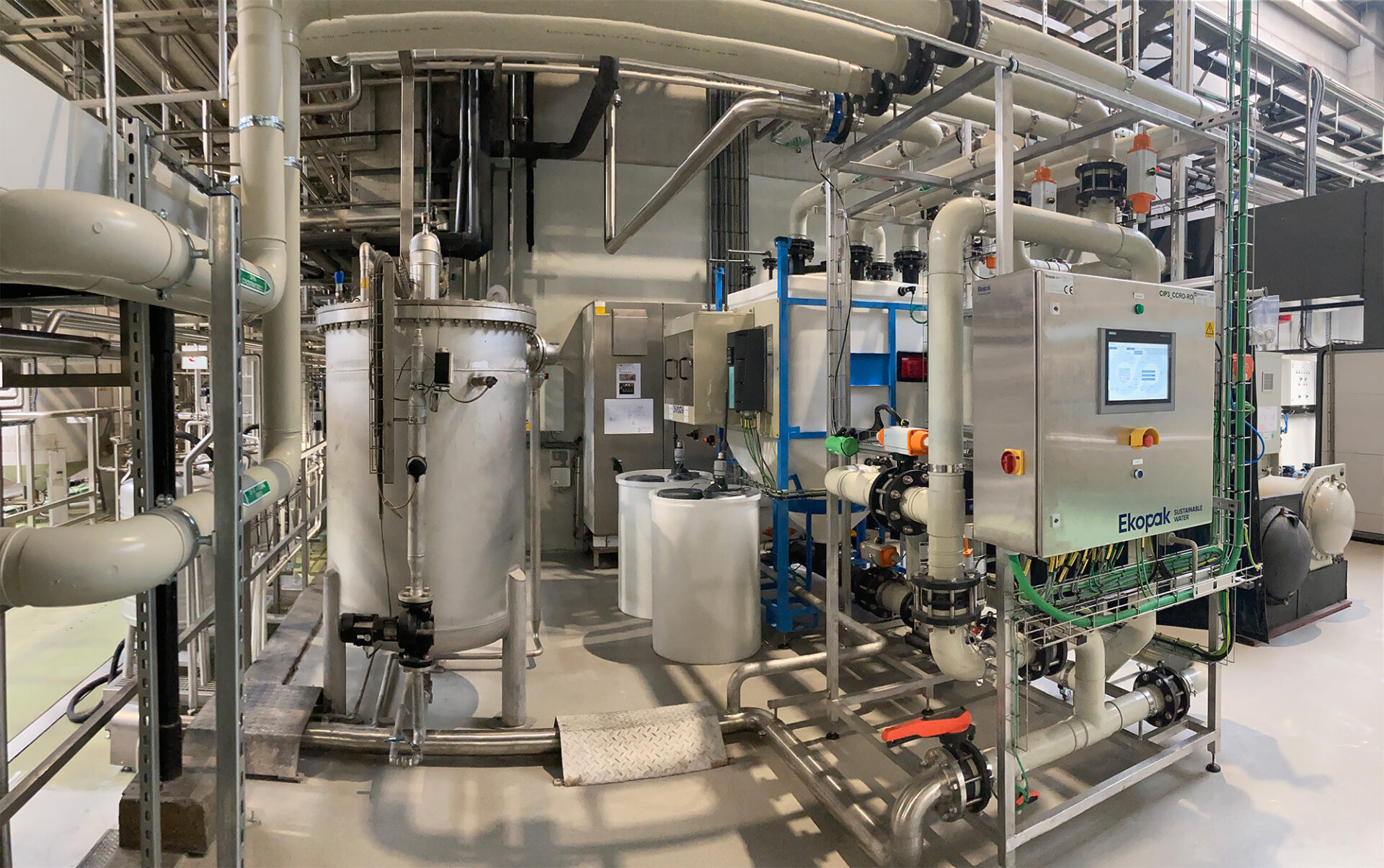 Ccro Process Planta innovadora de agua para Top Bronnen - Ekopak